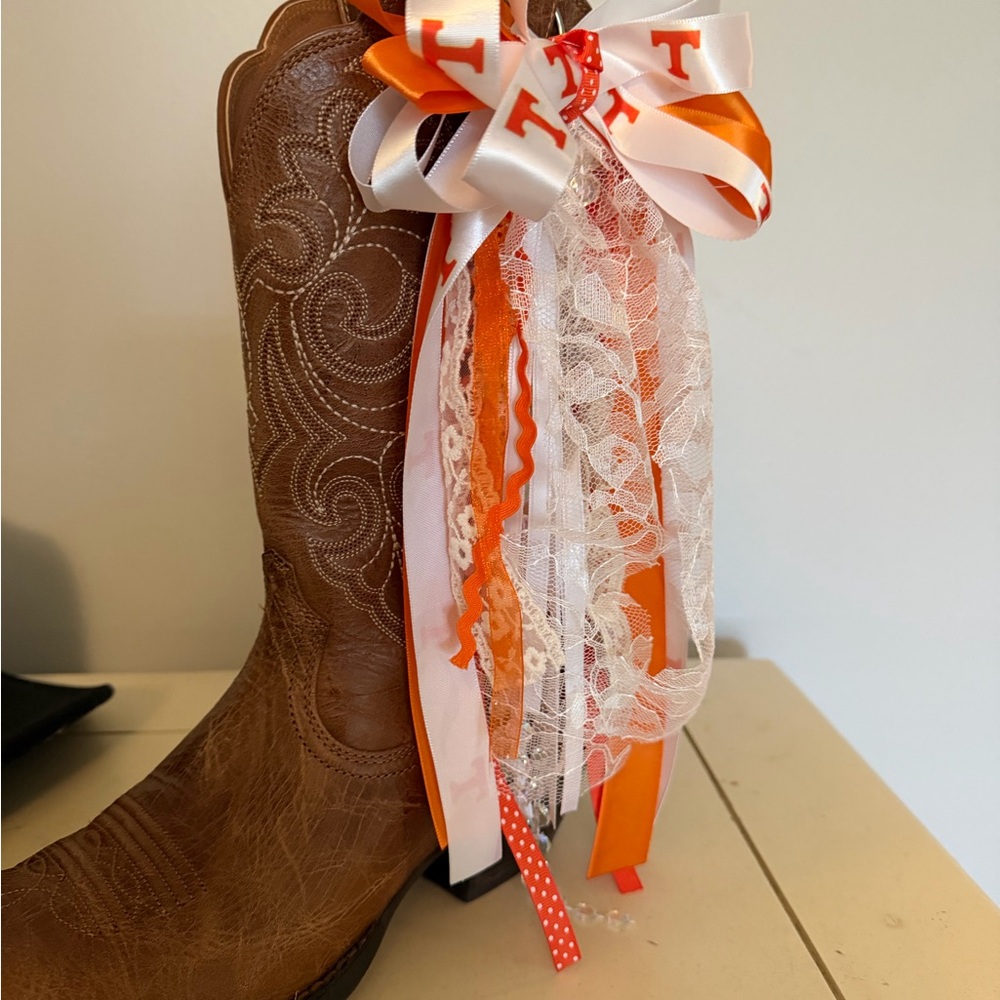 University of TN Volunteers Orange and White Boot Bows (bows only not boots)